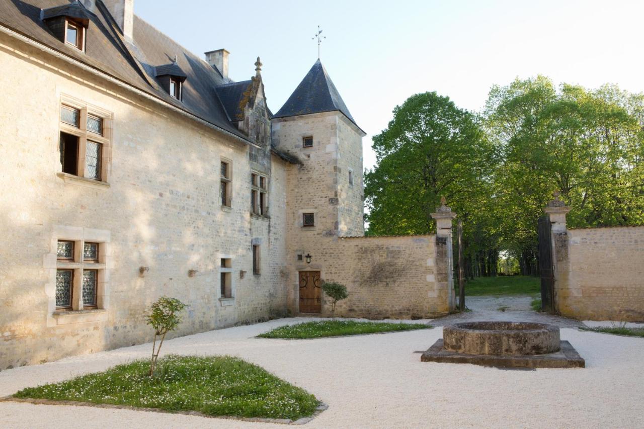 Chateau De Bois Bed & Breakfast